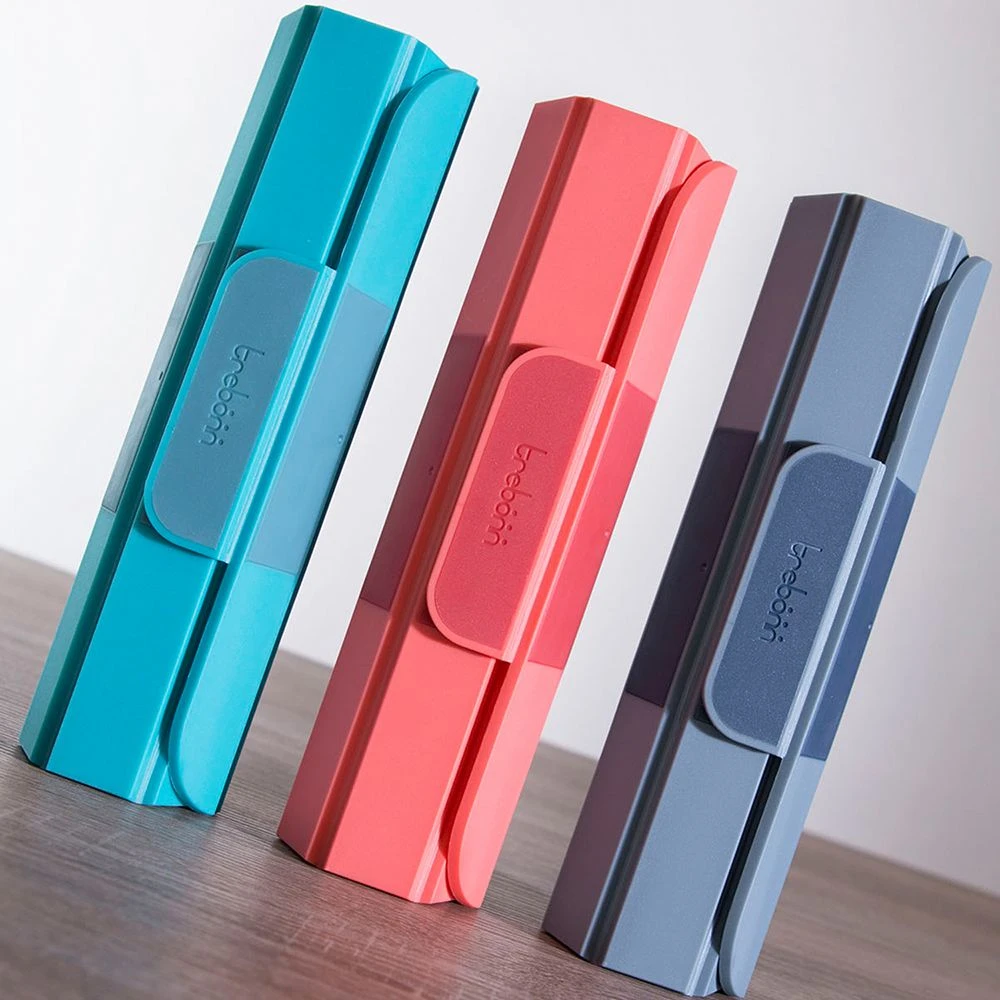 Trebonn Roll Expand Board - Aquamarine Cutting Board 4 Trebonn Roll Expand Board - Aquamarine Cutting Board - Image 2