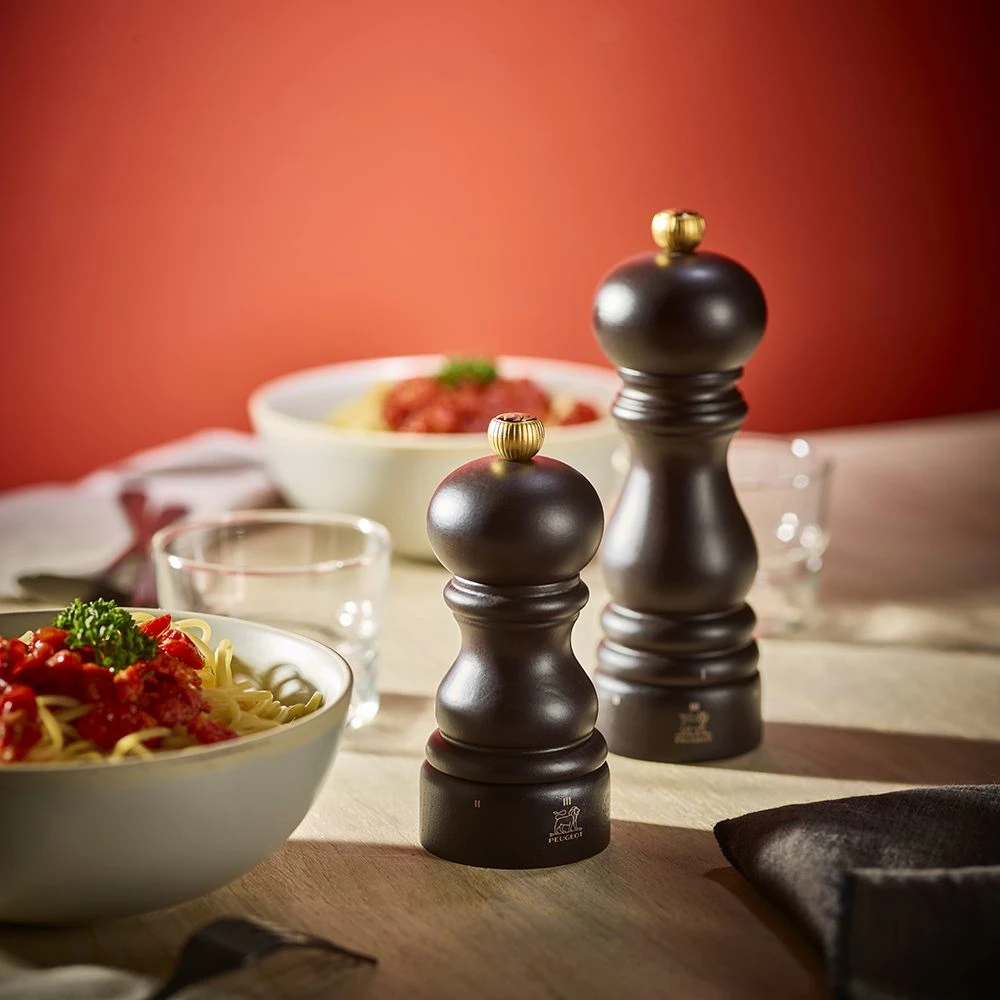 Peugeot Paris U'select Salt Mill 12cm Chocolate (23454) 8 Peugeot Paris U'select Salt Mill 12cm Chocolate (23454) - Image 6