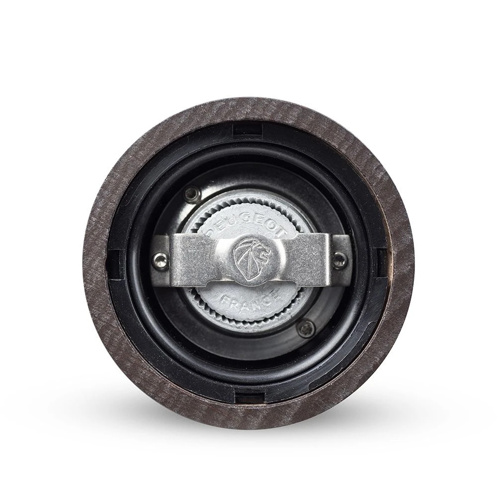 Peugeot Paris Duo Pepper Mill & Salt Mill 18cm Chocolate (P2/23461) 6 Peugeot Paris Duo Pepper Mill & Salt Mill 18cm Chocolate (P2/23461) - Image 4