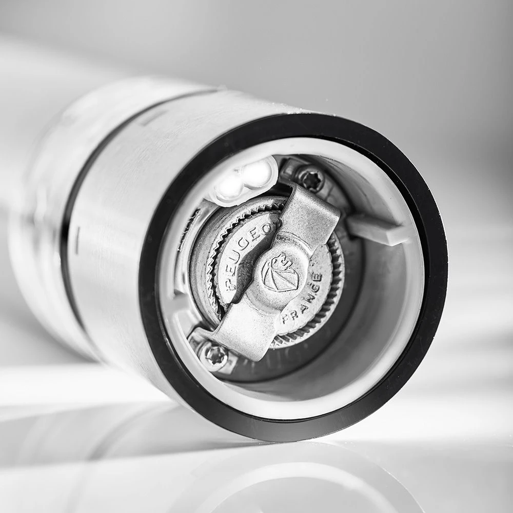 Peugeot Elis Sense U'Select Electric Pepper Mill 20cm Stainless Steel (P27162) 9 Peugeot Elis Sense U'Select Electric Pepper Mill 20cm Stainless Steel (P27162) - Image 7