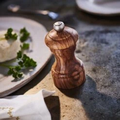 Peugeot Bistro Pepper Mill 10cm Olive (P38212) -Kitchenknives Shop 38229 ls1 1