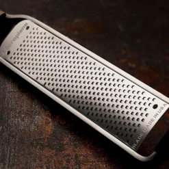 Microplane Master Series Zester (43320) -Kitchenknives Shop 43320 2