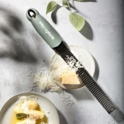 Microplane Premium Classic Series Zester/Grater Eucalyptus Green (46727) -Kitchenknives Shop 46727e microplane premium classic series zester eucalyptus green 4