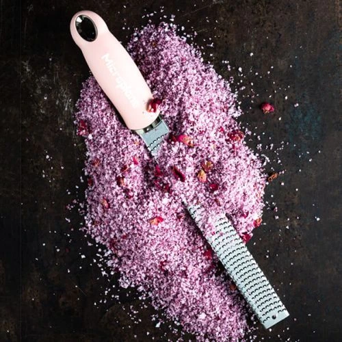 Microplane Premium Classic Series Zester/Grater Dusty Rose (46923) 6 Microplane Premium Classic Series Zester/Grater Dusty Rose (46923) - Image 4