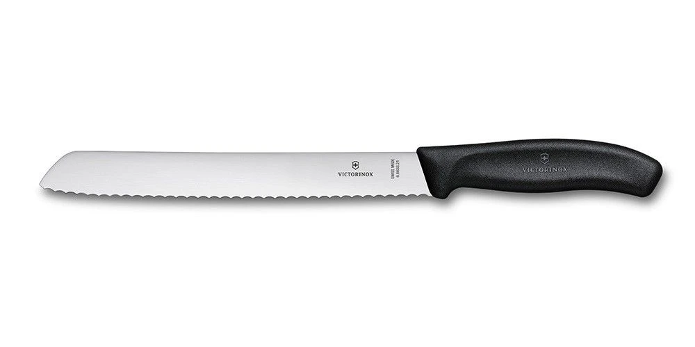 Victorinox Swiss Classic 21cm Bread Knife Serrated Edge Black (6863321B) 3 Victorinox Swiss Classic 21cm Bread Knife Serrated Edge Black (6863321B)