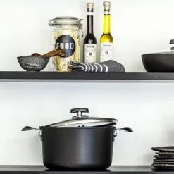 Scanpan Pro IQ Non-Stick 20cm 3.2L Dutch Oven/Casserole 7 Scanpan Pro IQ Non-Stick 20cm 3.2L Dutch Oven/Casserole -Kitchenknives Shop SP68252000 2