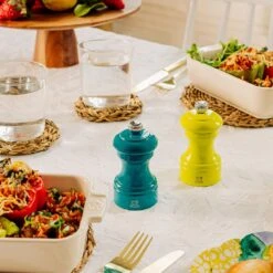 Peugeot Bistro Pepper Mill 10cm Pistachio Gloss (P40741) -Kitchenknives Shop bistro bleu pacifique p 40727 2