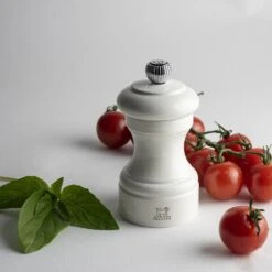Peugeot Bistro Pepper Mill 10cm Ivory Gloss (P40840) 7 Peugeot Bistro Pepper Mill 10cm Ivory Gloss (P40840) -Kitchenknives Shop bistro ivoire 40840 40857