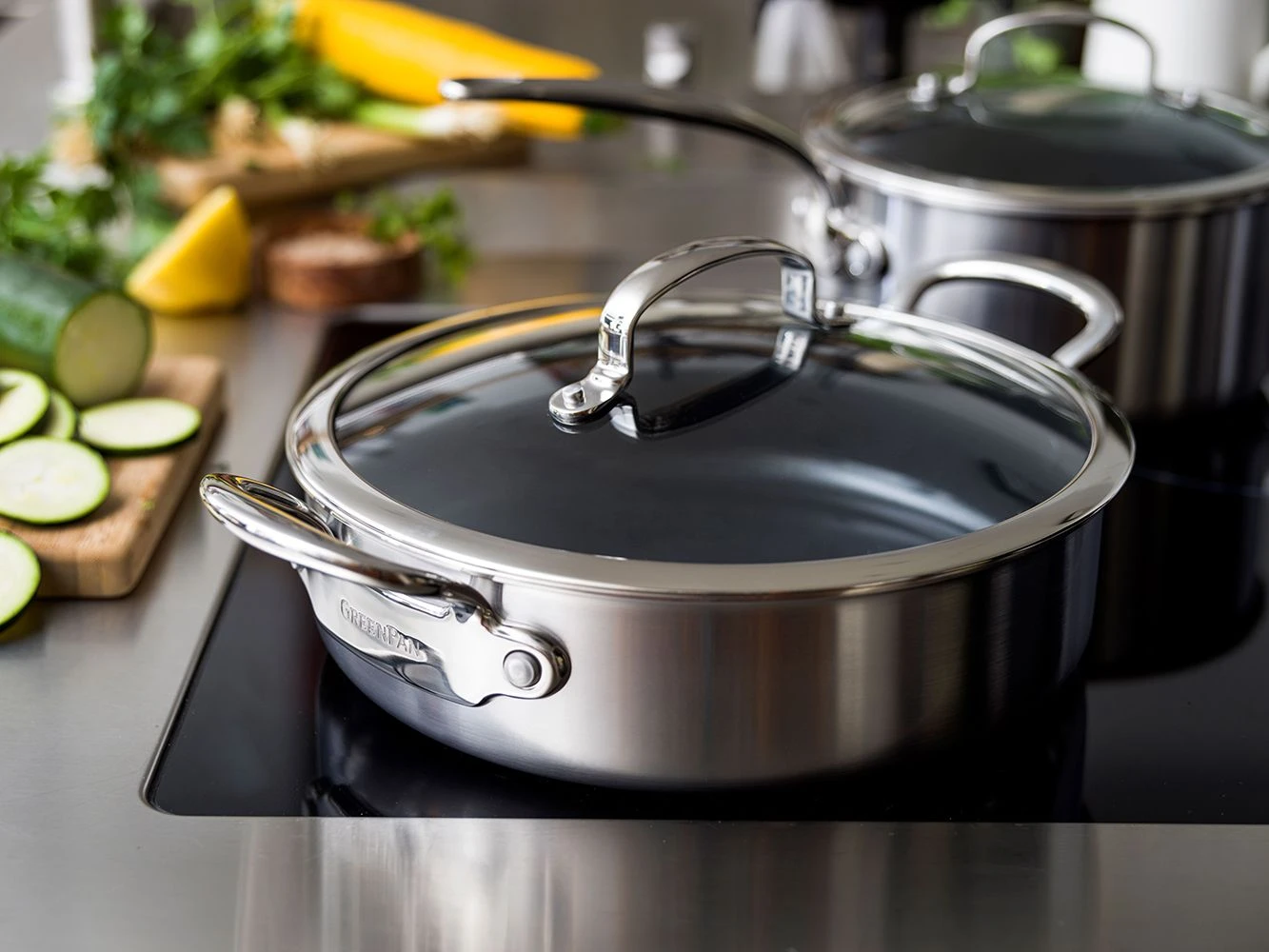 Greenpan Premiere Skillet Covered 26cm / 3.8L 9 Greenpan Premiere Skillet Covered 26cm / 3.8L - Image 7