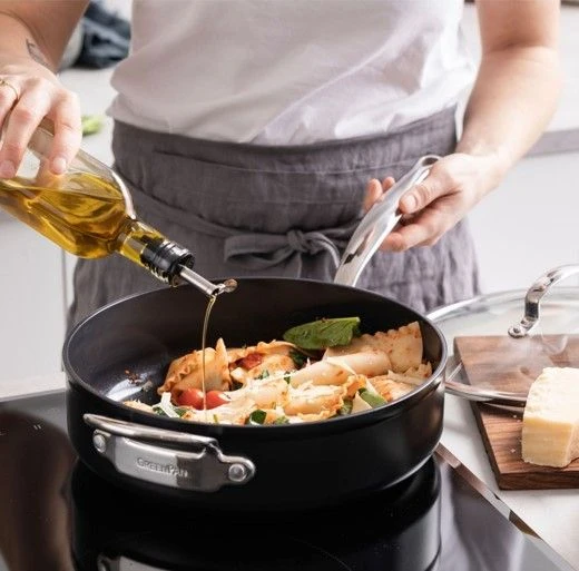 Greenpan Barcelona Pro Skillet Covered 28cm / 4.6L 5 Greenpan Barcelona Pro Skillet Covered 28cm / 4.6L - Image 3