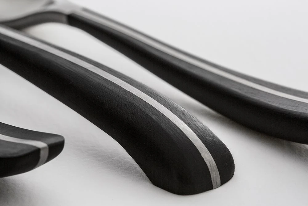 Robert Welch Contour Noir Satin Steak Knife Serrated 4 Piece Set 6 Robert Welch Contour Noir Satin Steak Knife Serrated 4 Piece Set - Image 4