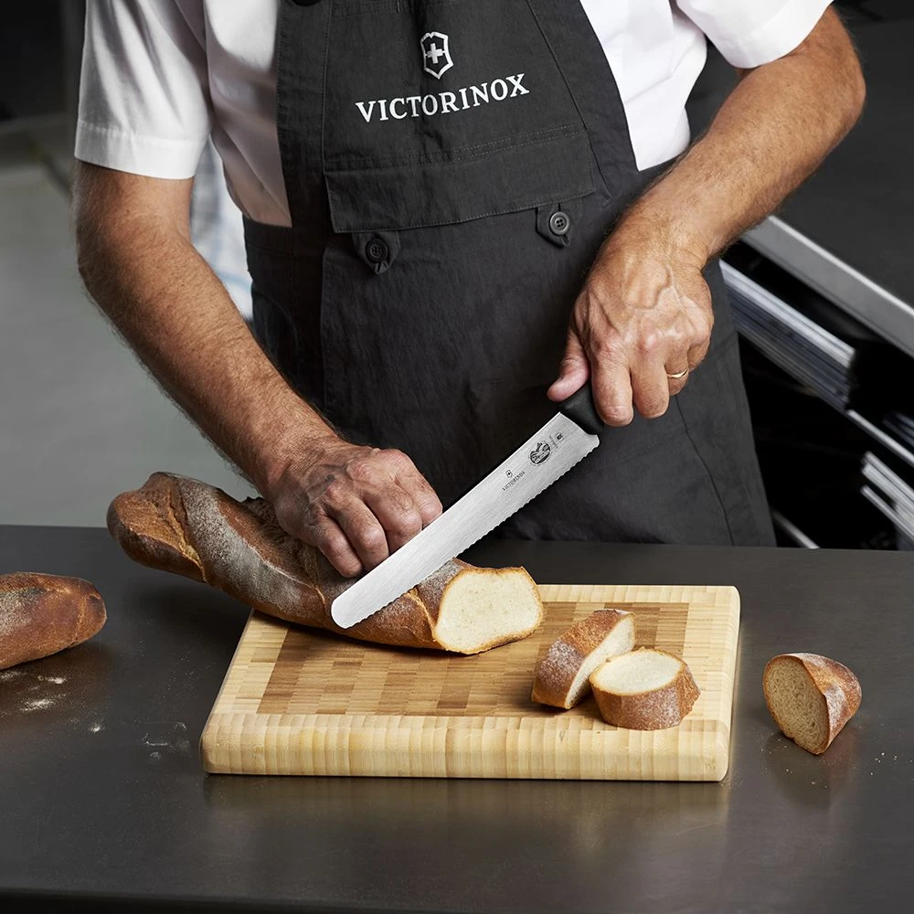 Victorinox Fibrox 21cm Bread Knife Serrated Edge (5253321) 4 Victorinox Fibrox 21cm Bread Knife Serrated Edge (5253321) - Image 2