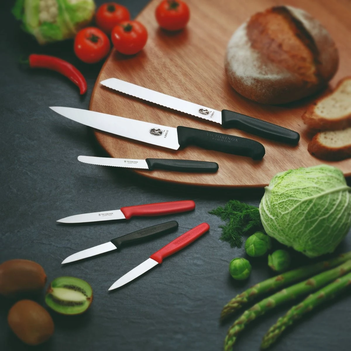 Victorinox Fibrox 21cm Bread Knife Serrated Edge (5253321) 5 Victorinox Fibrox 21cm Bread Knife Serrated Edge (5253321) - Image 3