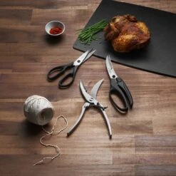 Victorinox Kitchen Scissors - Black (763633) 6 Victorinox Kitchen Scissors - Black (763633) -Kitchenknives Shop cut 7 6344 7 6350 7 6363 3 g2 scissors ls2