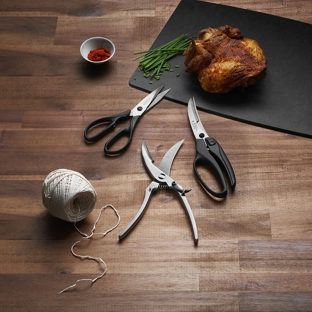 Victorinox Kitchen Scissors - Red (76363) 4 Victorinox Kitchen Scissors - Red (76363) - Image 2