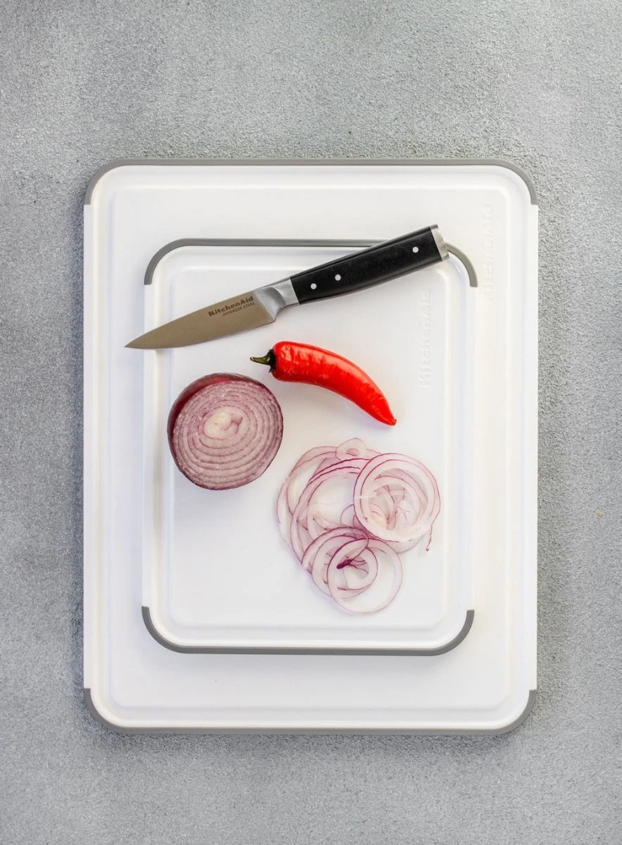 KitchenAid Classic Polypropylene Non-slip Chopping Board 20 X 25cm 9 KitchenAid Classic Polypropylene Non-slip Chopping Board 20 X 25cm - Image 7