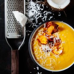 Microplane Master Series Coarse Grater (43300) -Kitchenknives Shop mic 43300 1