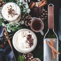 Microplane Master Series Fine Grater (43304) 19 Microplane Master Series Fine Grater (43304) -Kitchenknives Shop mic 43304 ls 5