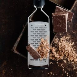 Microplane Gourmet Series Ribbon Grater (45002) 17 Microplane Gourmet Series Ribbon Grater (45002) -Kitchenknives Shop mic 45002 ls1