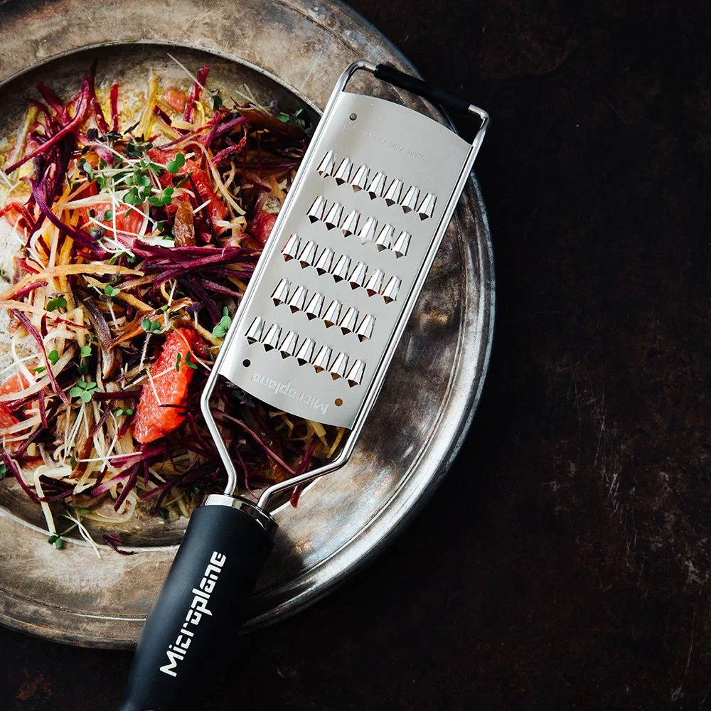 Microplane Gourmet Series Fine Julienne Slicer (45003) 4 Microplane Gourmet Series Fine Julienne Slicer (45003) - Image 2