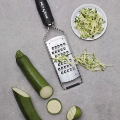 Microplane Gourmet Series Extra Coarse Grater (45008) 16 Microplane Gourmet Series Extra Coarse Grater (45008) -Kitchenknives Shop mic 45008 ls1