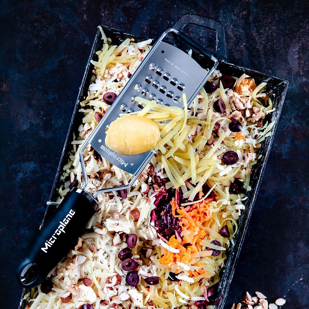 Microplane Gourmet Series Extra Coarse Grater (45008) 10 Microplane Gourmet Series Extra Coarse Grater (45008) - Image 8