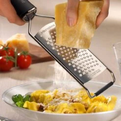 Microplane Gourmet Series Star Blade Grater (45009) 14 Microplane Gourmet Series Star Blade Grater (45009) -Kitchenknives Shop mic 45009 3