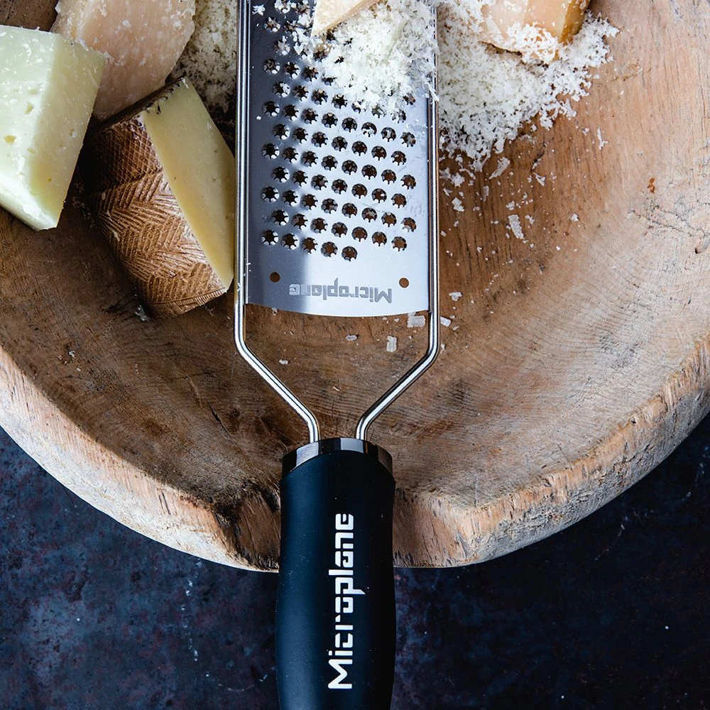 Microplane Gourmet Series Star Blade Grater (45009) 12 Microplane Gourmet Series Star Blade Grater (45009) - Image 10