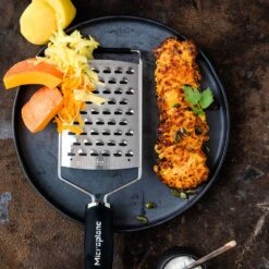 Microplane Gourmet Series Ultra Coarse Grater (45011) -Kitchenknives Shop mic 45011 ls2