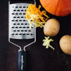 Microplane Gourmet Series Ultra Coarse Grater (45011) -Kitchenknives Shop mic 45011 ls5