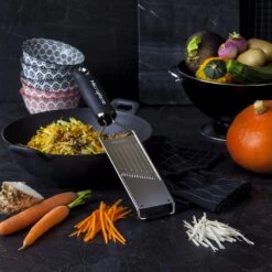 Microplane Gourmet Series Julienne Slicer (45041) -Kitchenknives Shop mic 45041 ls1