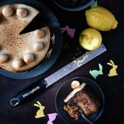 Microplane Premium Zester/Grater - Black (46020) -Kitchenknives Shop mic 46020 ls 1