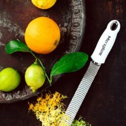 Microplane Premium Zester/Grater - White (46301) 15 Microplane Premium Zester/Grater - White (46301) -Kitchenknives Shop mic 46301 ls6