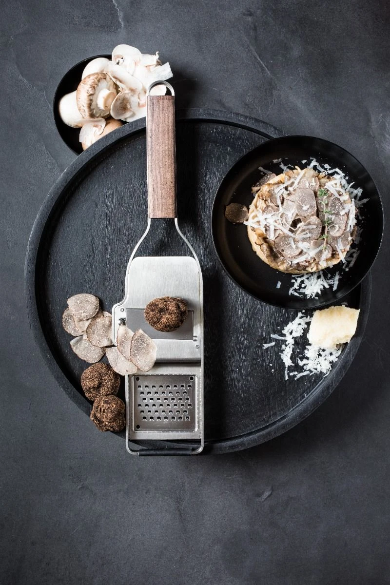 Microplane Master Truffle Tool 2in1 Slicer & Grater (MIC-43313) 6 Microplane Master Truffle Tool 2in1 Slicer & Grater (MIC-43313) - Image 4