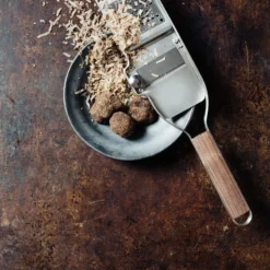 Microplane Master Truffle Tool 2in1 Slicer & Grater (MIC-43313) 20 Microplane Master Truffle Tool 2in1 Slicer & Grater (MIC-43313) -Kitchenknives Shop microplane master 43313 truffle tool truffle