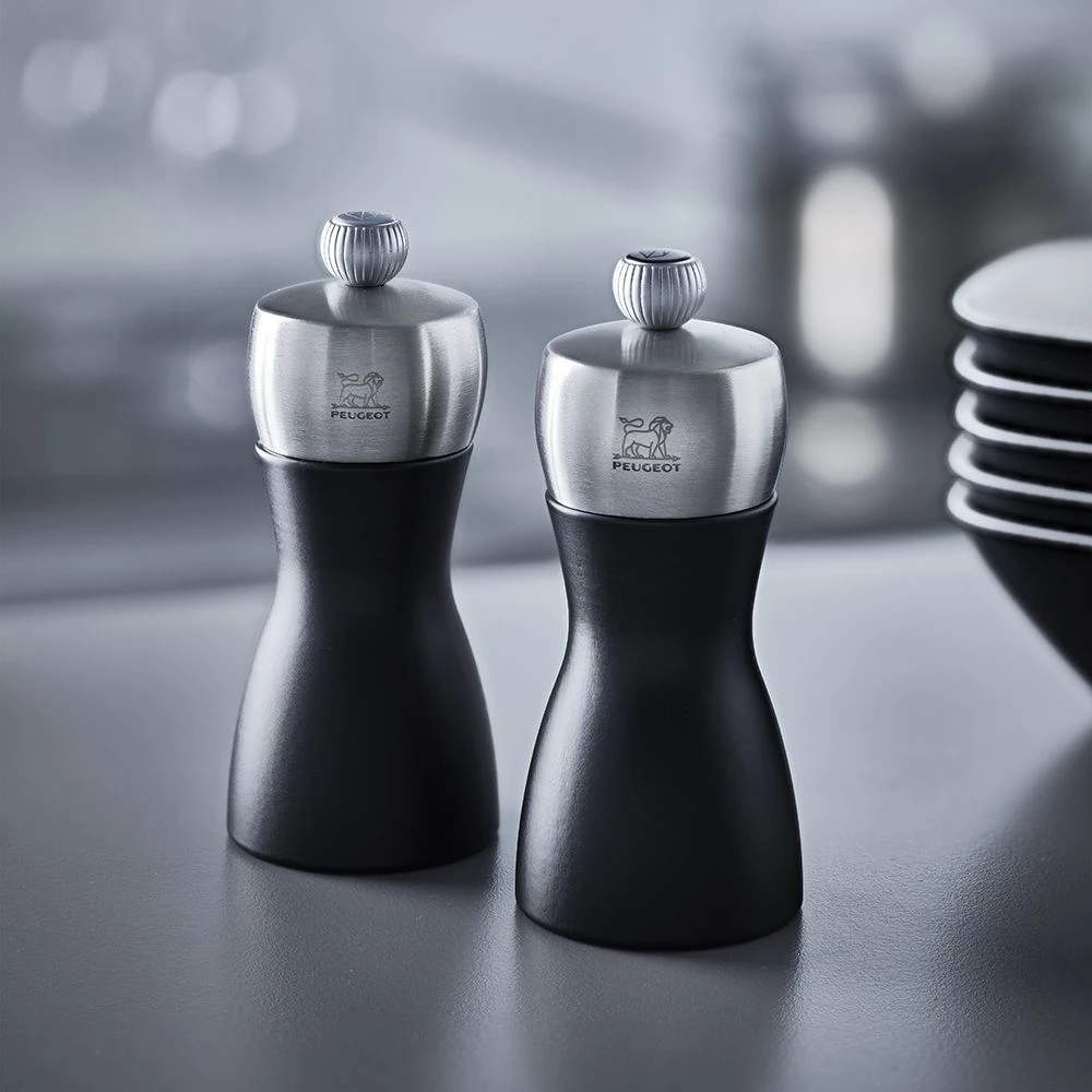 Peugeot Fidji Duo Pepper Mill & Salt Mill 12cm Black Matt & Stainless Steel (2/21283) 4 Peugeot Fidji Duo Pepper Mill & Salt Mill 12cm Black Matt & Stainless Steel (2/21283) - Image 2