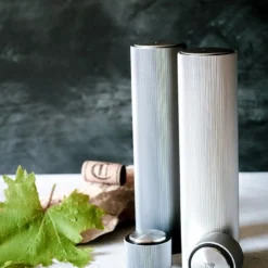 Peugeot Line Reverse Recharegeable Corkscrew Aluminium (P200947) -Kitchenknives Shop p200947 line reverse alu p200985 line reverse carbone lifestyle v3