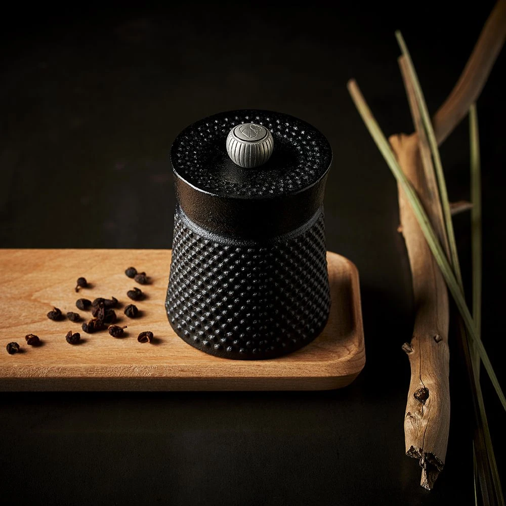 Peugeot Bali Font Cast Iron Pepper Mill 8cm Black (35402) 7 Peugeot Bali Font Cast Iron Pepper Mill 8cm Black (35402) - Image 5