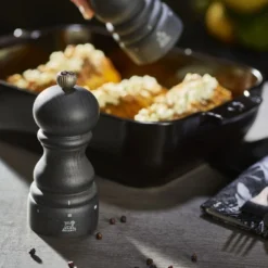 Peugeot Paris U'Select Pepper Mill 18cm Graphite (P39400) -Kitchenknives Shop paris u select graphite ls 8 1