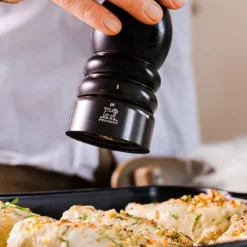 Peugeot Paris U'Select Pepper Mill 18cm Satin Black (P41908) 13 Peugeot Paris U'Select Pepper Mill 18cm Satin Black (P41908) -Kitchenknives Shop paris u select satin black ls 8 1