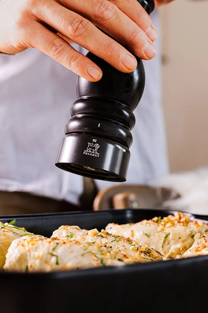 Peugeot Paris U'Select Pepper Mill 18cm Satin Black (P41908) 7 Peugeot Paris U'Select Pepper Mill 18cm Satin Black (P41908) - Image 5