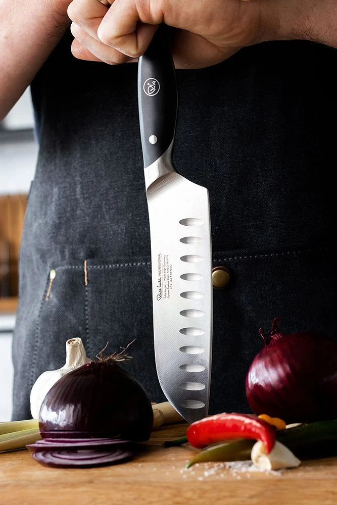 Robert Welch Professional V Santoku Knife 17cm 5 Robert Welch Professional V Santoku Knife 17cm - Image 3