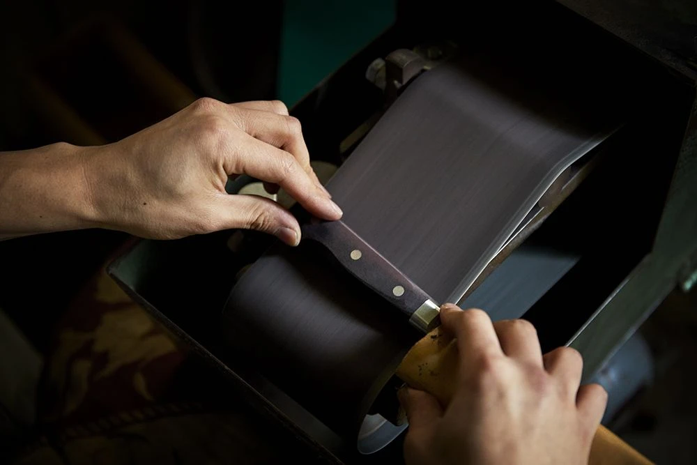 Minamoto Kotetsu 18cm Santoku By Yasuda Hamono (M100) 16 Minamoto Kotetsu 18cm Santoku By Yasuda Hamono (M100) - Image 14